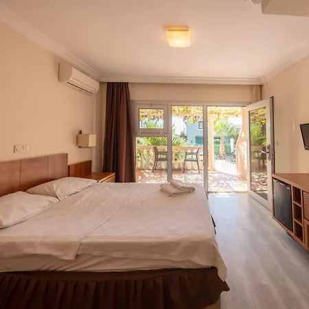 Otel Melis 2*